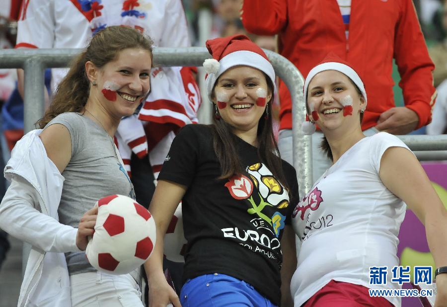 （欧锦赛）（3）足球——欧锦赛：俄罗斯队对阵捷克队