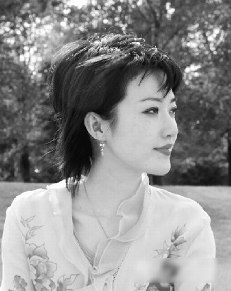 【曝光】泰国美女总理英拉私房照【2】