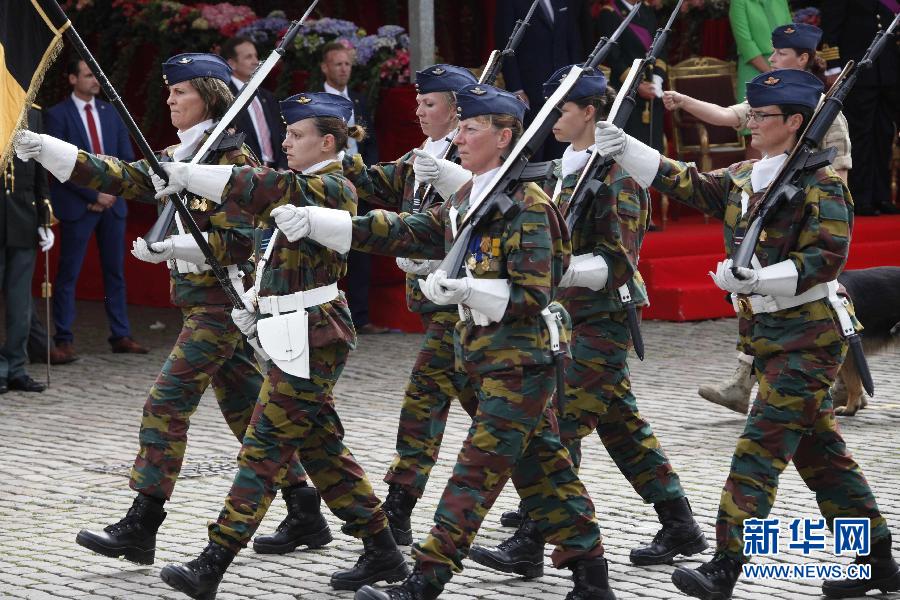 （国际）（4）比利时举行国庆阅兵