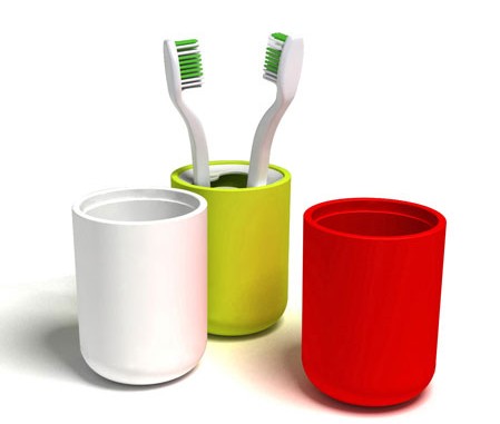 化验发现：牙刷用3周等于9杯脏水 应注意消毒