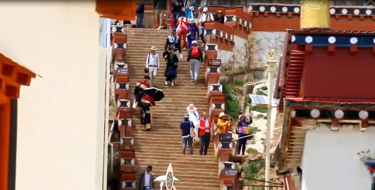 中国旅游日:世界的香格里拉欢迎您