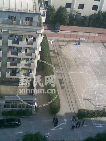 上海商学院宿舍区起火4名女大学生跳楼身亡