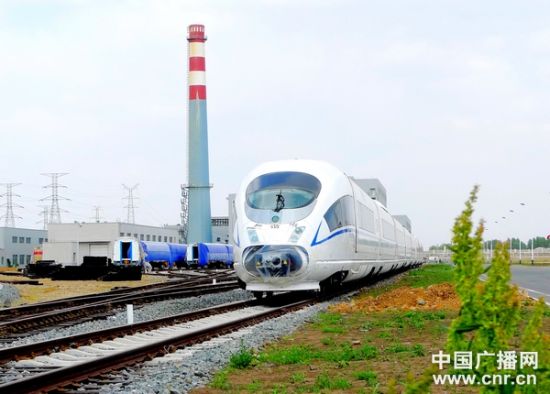 由中国北车长客股份公司独家特供的哈大高铁高寒动车组CRH380B型即将具备运营条件