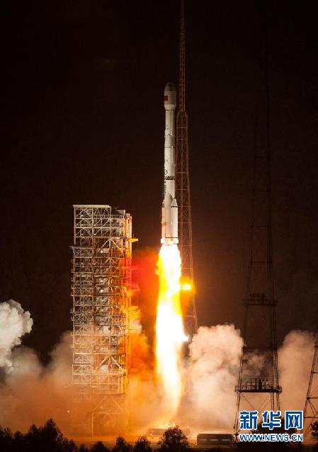 （新华直击）（1）我国成功发射一颗北斗导航卫星　北斗卫星导航系统明年初将正式提供区域服务 