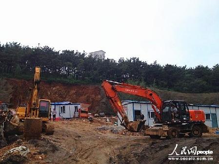 2013年7月28日，大连，发生滑坡的地段。CFP