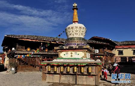 （XHDW）（1）云南拟投入12亿元重建香格里拉独克宗古城