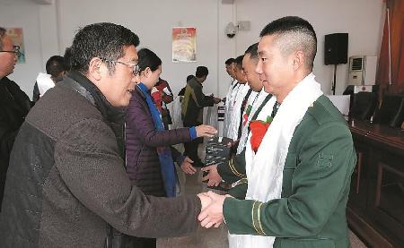 第二批驻迪部队退伍老兵欢送工作结束
