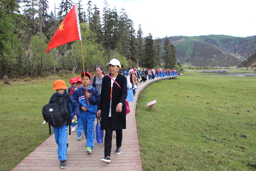普达措国家公园开展科普教育活动
