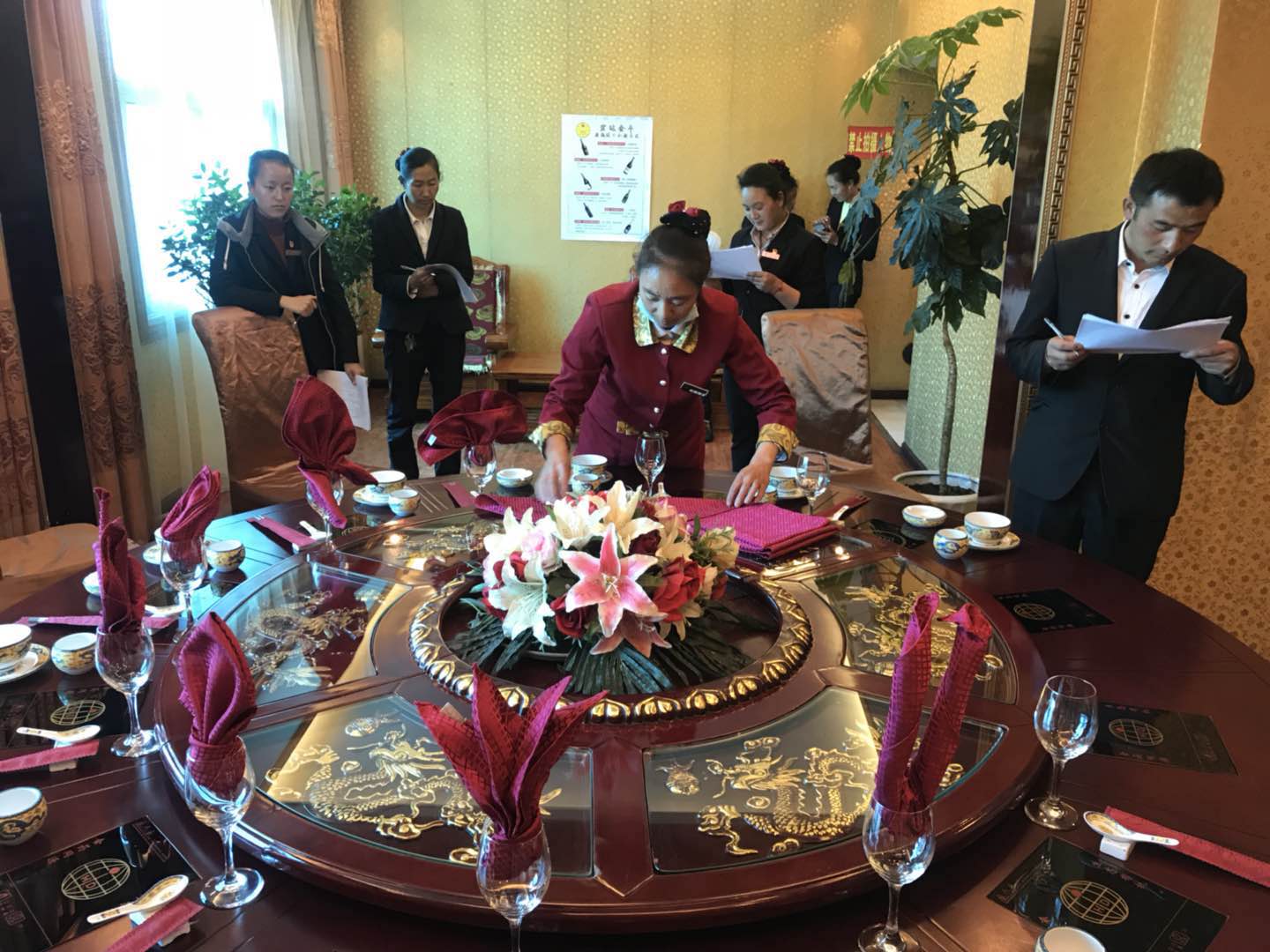 宏达金牛集团技能比赛庆五一