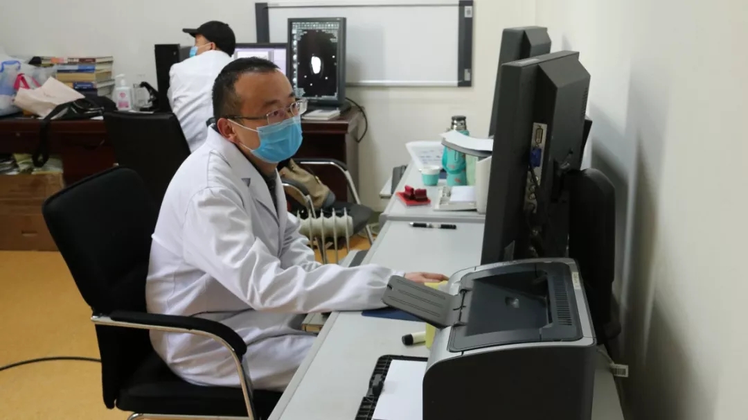 周舟：主动请缨守护藏区群众