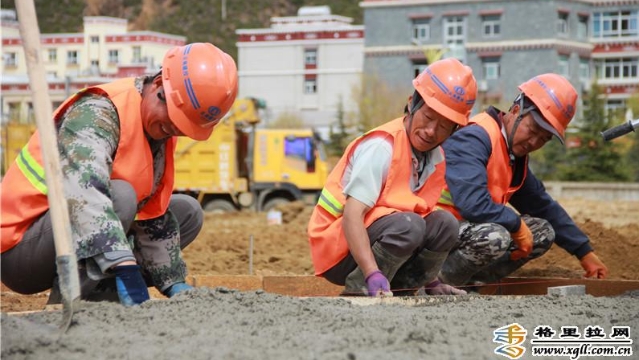 香格里拉市“五一”期间重点项目建设不停工