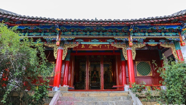 龟山公园大佛寺“旧妆换新颜”