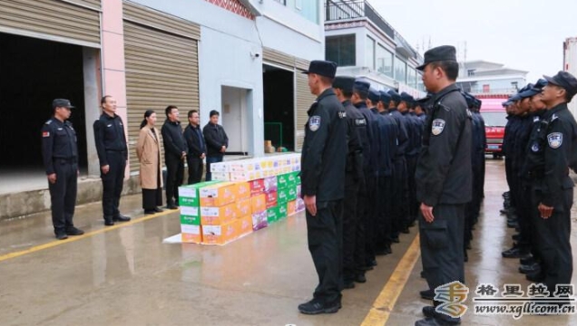 维西县四套班子看望慰问迪庆州公安局特警支队驻维西轮值轮训大队