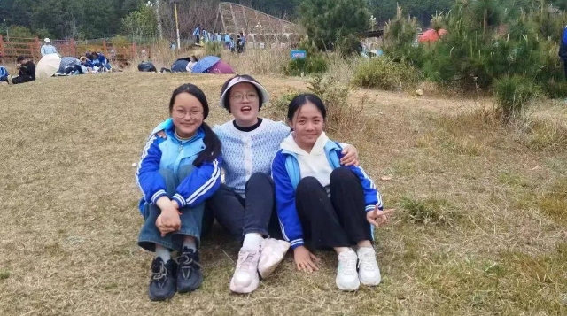 金馨，云南省三八红旗手！