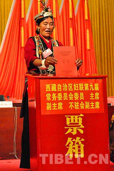 妇女代表投票