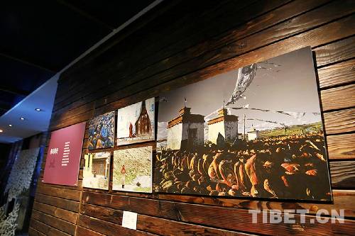 《世界屋脊秘境阿里》摄影展在京开幕