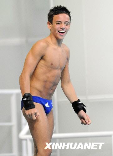 戴利在“水立方”试水训练时，不时嘴露出可爱的招牌笑容（2008年7月29日摄）。 新华社记者 陈凯 摄 